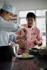 UA_CHTM_CULINARY-71200279